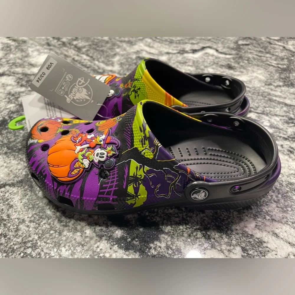 Disney Halloween Crocs WDW PARKS - Picture 5 of 10